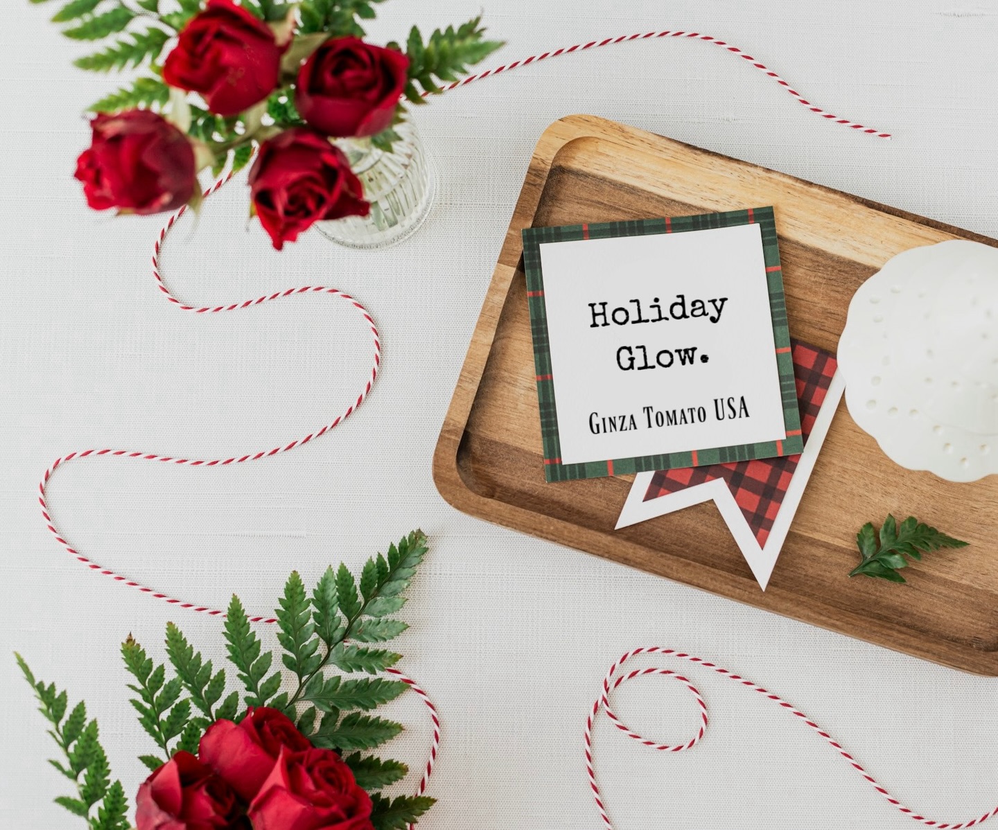 A little Holiday Glow 🌹✴︎。
Let the beauty of rose bring softness and light to your season.
As we wrap up the year, we hope this quiet moment of beauty brings you peace and a gentle glow to carry into the next year 🥰🎄

Ginza Tomato USA